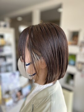 カラーズアンドロッソ(Colors&Rosso) アクセントカラーボブ