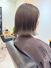 シフターズ(SIFTERS)&nbsp;ラクに収まる切りっぱなしボブ△