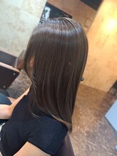 アンフィ 新杉田(Anphi) オリーブベージュ