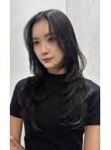 10代20代大人ロングレイヤーカット黒髪透明感カラー