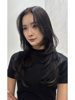アンドリルム 梅田(&Lillme)&nbsp;10代20代大人ロングレイヤーカット黒髪透明感カラー