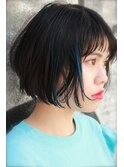暗髪&ネイビーカラーなwetスタイリング ボブ