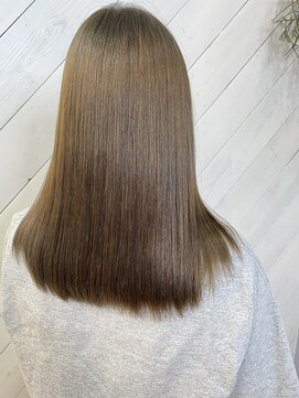 イリーブ(elieve) ブリーチなし!!Wカラーで透けベージュへ(縮毛矯正履歴あり)