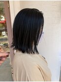 プツっとミディボブ×ダークネイビー
