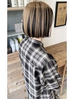 アテナ 六本松店(ATENA) ショートボブ アンブレラカラー ハイライト ベージュブラック