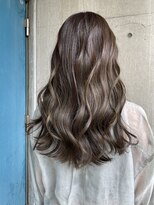 ニコフクオカヘアーメイク(NIKO Fukuoka Hair Make)&nbsp;福岡天神/ハイライトカラー/大人可愛い/オリーブグレージュ/艶感