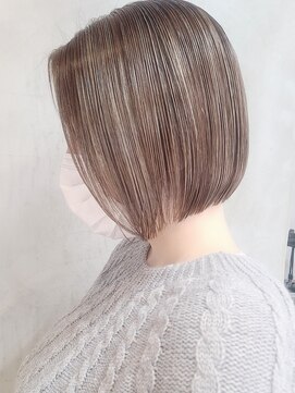 エリマ 武蔵小杉(elima) ミニボブ/白髪染め/前下がり/細めハイライト/くすみベージュ小杉