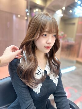 セシル(SECYL) 【Mika】春カラー くびれ レイヤーカット 小顔 おくれ毛