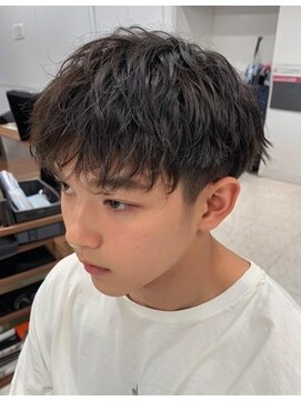 レブヘアー 西院(LEVHAIR) ショートフェードニュアンスパーマツーブロックメンズパーマ