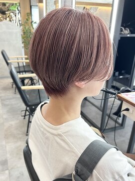 アングゥイー(ungu iE) ハンサムショート×ピンクベージュ