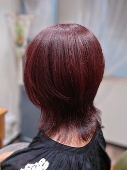 髪や地肌に優しく、オシャレな髪色を叶える☆カラーで不安やお悩みがある方はぜひ一度ご相談ください♪