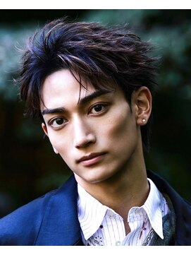 アストラ(ASTRA) MEN’S HAIR/波巻きツイストスパイラル/リバースセンターパート