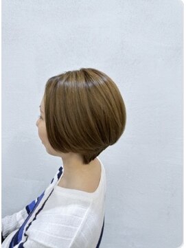 ブロッサム 東久留米店(Blossom) 小顔効果◎ひし形大人ショートボブ前髪あり