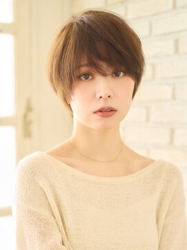 ビィシャイン 小野店 大人可愛いナチュラルショート