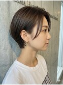 耳かけ大人ボブ　４０代髪型