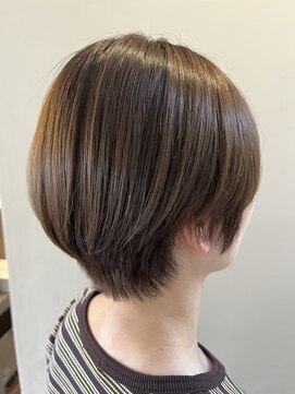 オクユキ(OKUYUKI) ショート×オリーブベージュ