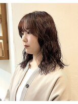 ラナ ナカガワ(Lana NAKAGAWA)&nbsp;Beforeも/ゆるめパーマ/ミディアムパーマ/艶感ブラウン