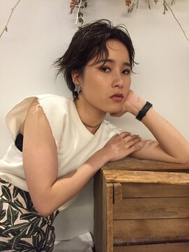 ロティー(loty) センターパート×ショートパーマ