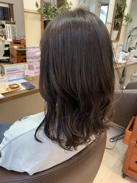 コアフィールフィス(COIFFURE fils) 《見附　今町》ダークブラウン　ゆる巻き髪
