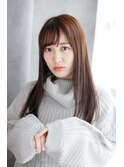 透け感バングのナチュラルストレート