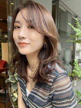 ビュートリアム 南青山(BEAUTRIUM) フェイスレイヤー 華やかレイヤー イルミナカラー表参道20代30代