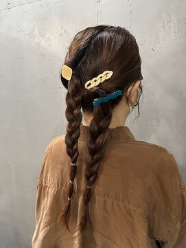 パム 恵比寿(PAM.) くるりんぱ三つ編み