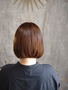 フルアヘッド(FULL A HEAD) 大人ボブ