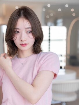 イオ 本厚木(io) 韓国くびれボブ外ハネ似合わせカットナチュラルカラー