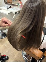 フィガロ ウメダ(FIGARO UMEDA)&nbsp;オリーブベージュ/艶髪/髪質改善/縮毛矯正/梅田/韓国ヘア