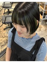 ヒカリス 中崎店(HIKARIS) インナーカラーグリーン