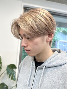 サンク 原宿 表参道(cinq) ミルクティーベージュダブルカラー韓国風メンズセンターパート