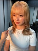 ベージュカラー