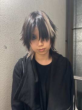 レコ 渋谷(LECO) ホワイト×ブラックのコントラスト2トーン