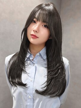 ニトバイアンキシム(nit by ahnkism) 韓国風レイヤーカット顔まわりくびれオルチャン堀江