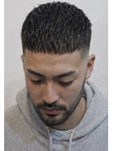 レオ(LEO)&nbsp;クロップ×アイロンパーマ