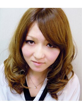 ヘアーメイク パチャラ 成増駅前店(Hair make PACHARA) ふぇみにんセミロング