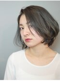 ショートボブ