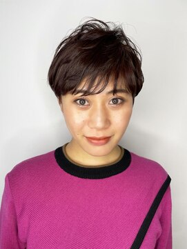 クロリ 淡路店(Chlori) ミニマムショートレイヤー×ベビーピンク