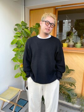 シツ(situ) 金髪スパイキーショート