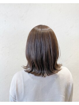 ログズヘア(Logs hair) 外ハネ大人スタイル