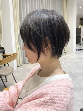 ビューエヒメ(VIEW EHIME) 大人ヘルシースタイルショコラアッシュふんわりカールショート