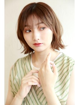 エクリボンヌ(equri bonne) 外はねボブ