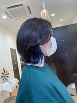 ヘアメイクヒール 【アクアインナーブルー×外ハネボブ】八戸・20代・30代・40代