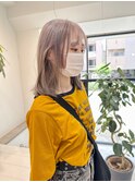 くすみベージュ