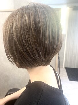 ベルエ(Belle) ショートボブ