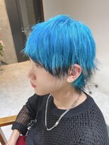 デイズ(days)&nbsp;水色カラーツーブロックマッシュショート  ウルフハイライト