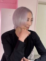 ダズリングディア(Dazzling Deer)&nbsp;シルバーカラー/ホワイトカラー/ショートカット/小顔カット