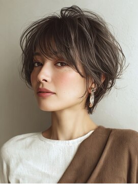 ハーツ(Heart's) ミセスショート×白髪ぼかしカラー30代40代50代60代