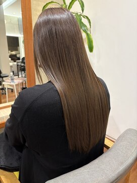 オラ ボーテ(Aura Beaute) 酸熱トリートメント×オリーブベージュ