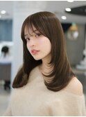 ハッシュカット顔まわりレイヤーカットオリーブベージュ